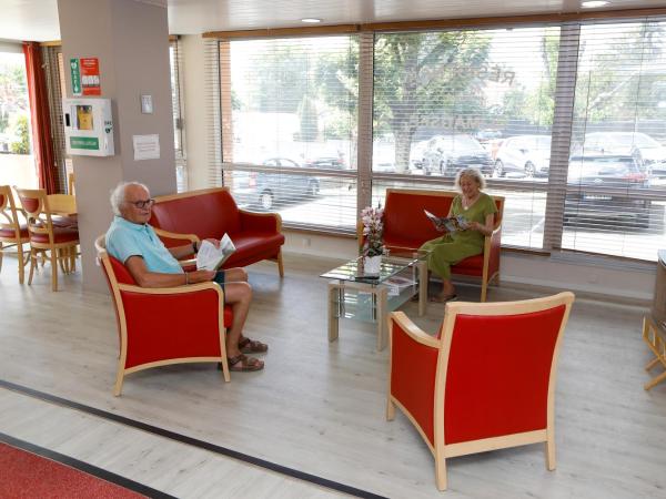 LES TERRASSES DE BORDA*** : photo 9 de la chambre appartement avec balcon