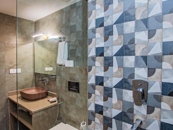 Raniban Retreat : photo 8 de la chambre lake view premium room with jacuzzi