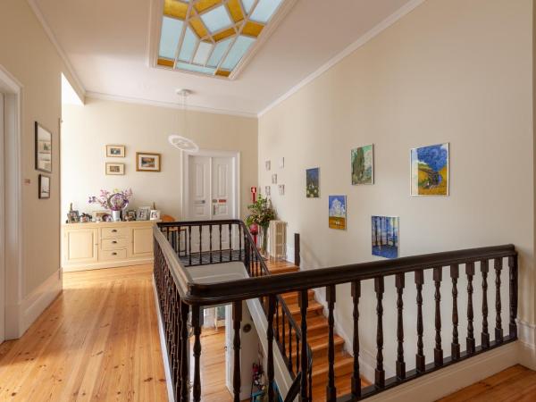 SKY Accommodations : photo 2 de la chambre chambre double - vue sur jardin