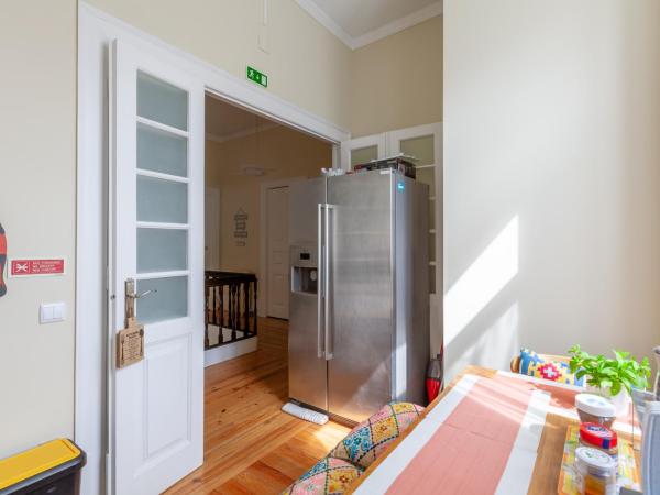 SKY Accommodations : photo 5 de la chambre chambre double - vue sur jardin