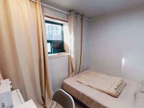 Sujeongjang Inn : photo 2 de la chambre chambre double avec salle de bains privative