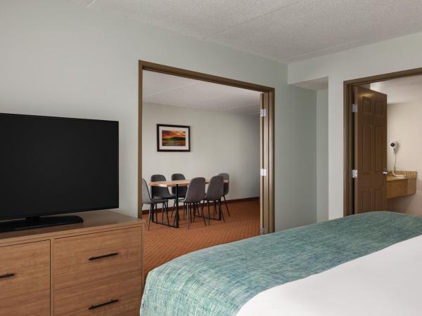 Wingate by Wyndham Louisville East : photo 2 de la chambre suite 1 chambre lit king-size de luxe - non-fumeurs