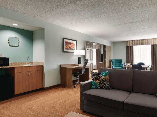 Wingate by Wyndham Louisville East : photo 3 de la chambre suite 1 chambre lit king-size de luxe - non-fumeurs
