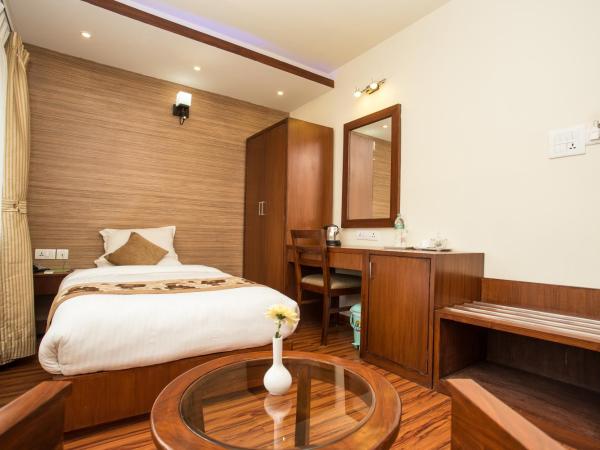 Aryatara Kathmandu Hotel : photo 9 de la chambre chambre simple de luxe avec service de navette aéroport gratuit