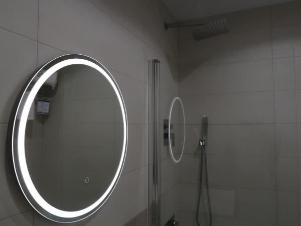 Hotel Malaga Picasso : photo 3 de la chambre chambre double ou lits jumeaux