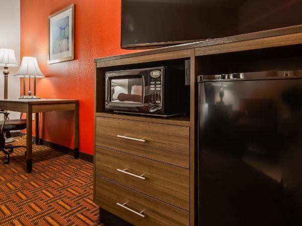 Best Western PLUS Memorial Inn : photo 4 de la chambre suite lit king-size – non-fumeurs