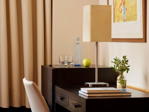 NH Ciudad de Valencia : photo 2 de la chambre chambre double ou lits jumeaux standard