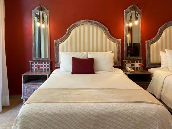 Casa Italia Luxury Guest House - Adults Only : photo 2 de la chambre chambre avec 2 grands lits queen-size