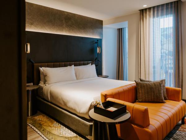 The Motley Hotel : photo 5 de la chambre 2 bedroom balcony suite