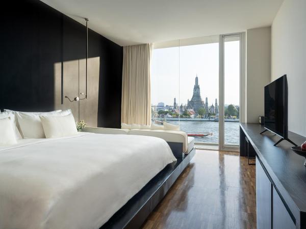 Sala Rattanakosin Bangkok : photo 2 de la chambre hébergement wat arun de luxe - vue sur rivière