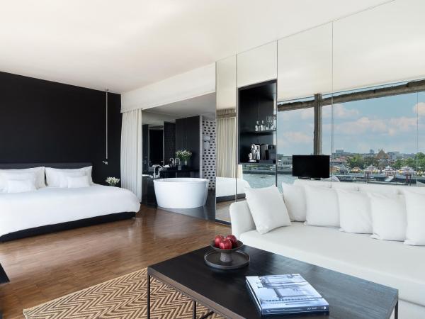 Sala Rattanakosin Bangkok : photo 7 de la chambre suite wat arun - vue sur rivière