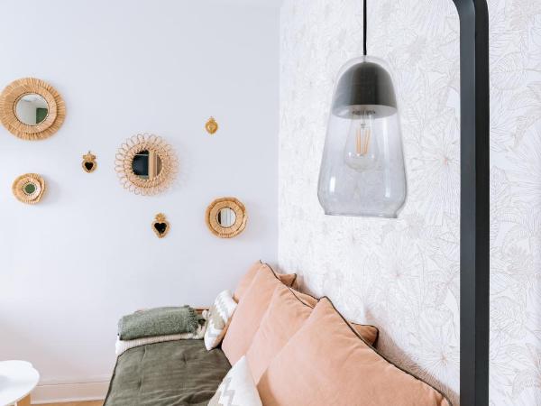 Alluring 1 bedroom Apartment 5 min to the Eiffel Tower! : photo 9 de la chambre appartement