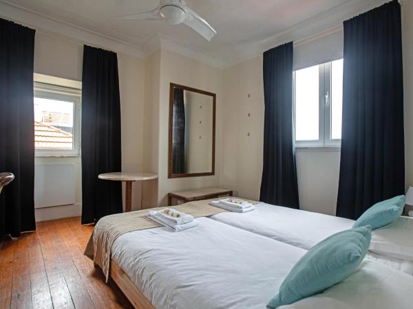 Large family flat in Campo de Ourique : photo 2 de la chambre appartement