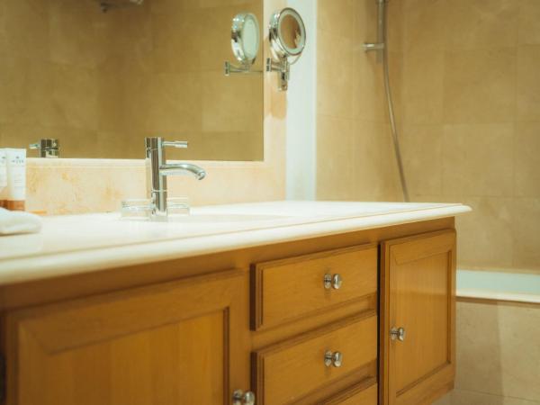 Villa Duflot Hôtel & Spa Perpignan : photo 4 de la chambre suite familiale