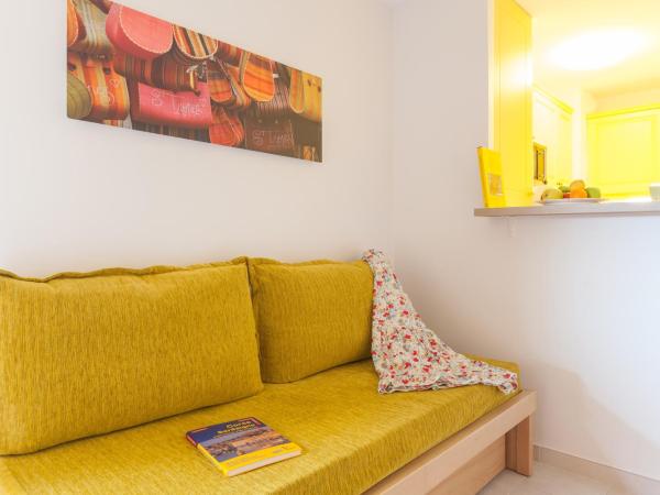 Pierre et Vacances Résidence Amandine : photo 6 de la chambre studio with balcony (5 people)