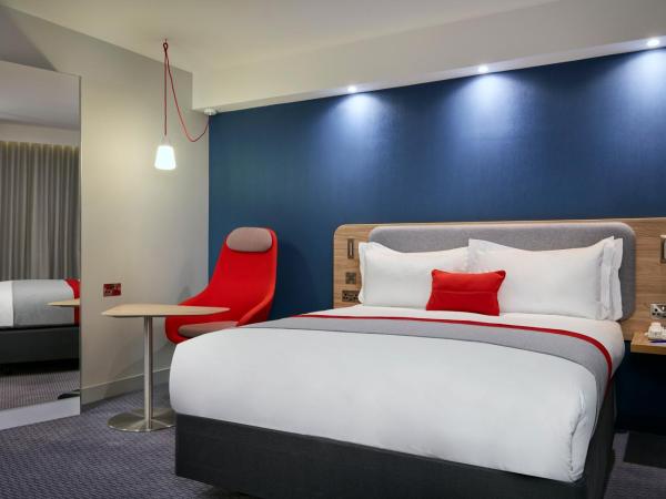 Holiday Inn Express Dublin City Centre, an IHG Hotel : photo 4 de la chambre chambre double – vue sur ville