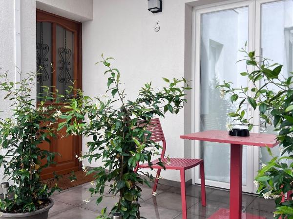 VILLA VLAS - Chambre d'Hôte - Limoges : photo 8 de la chambre chambre familiale