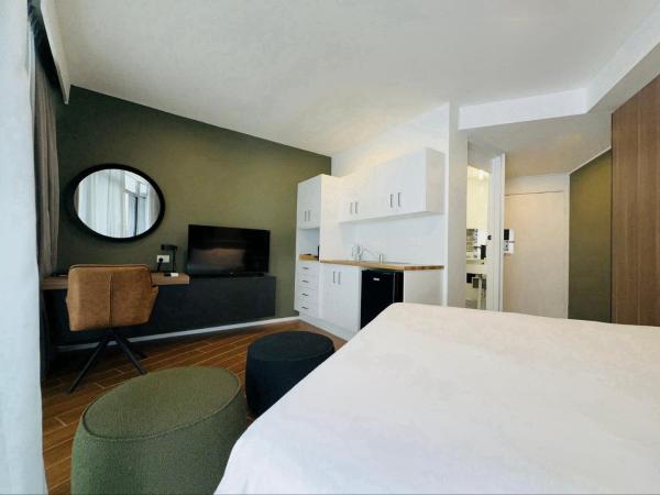 Madison Tower Mill Hotel : photo 6 de la chambre chambre standard lit queen-size