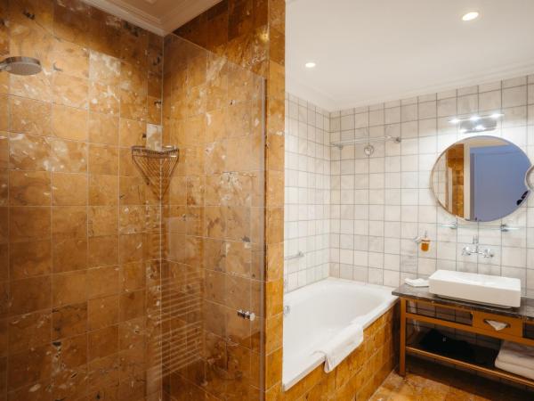 Grand Hotel Karel V : photo 4 de la chambre luxury split level double