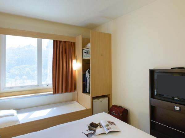 ibis Salvador Rio Vermelho : photo 5 de la chambre standard room with one double beds and one extra bed for children 
