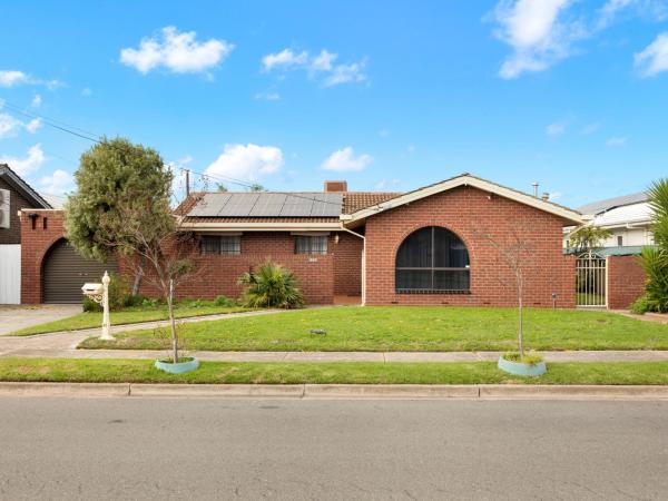 Best Western Adelaide Airport - Formerly Parador Inn : photo 10 de la chambre maison 3 chambres