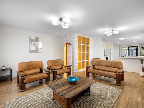 Best Western Adelaide Airport - Formerly Parador Inn : photo 4 de la chambre maison 3 chambres