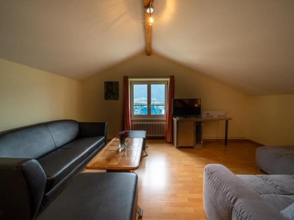 Hotel La Perla : photo 3 de la chambre comfort family room-villa giuliano