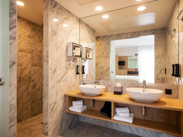 ARCOTEL HafenCity Dresden : photo 5 de la chambre suite