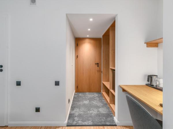 Grand Tulipan : photo 4 de la chambre chambre double avec lit d'appoint