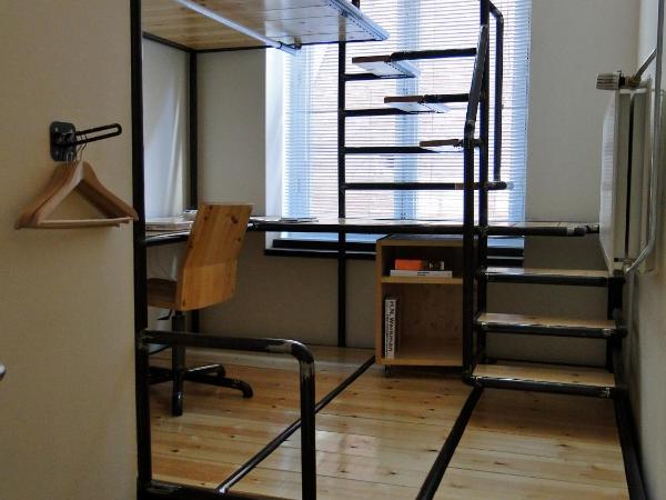 LABnul50 Groningen : photo 1 de la chambre petite chambre simple