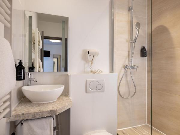 Hotel Korner Eiffel : photo 3 de la chambre chambre triple