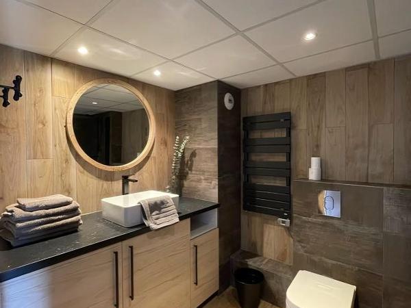 Hôtel Le Maritime : photo 4 de la chambre suite familiale avec terrasse