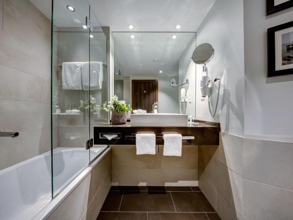 Best Western Premier Hotel Beaulac : photo 3 de la chambre suite junior - vue sur lac