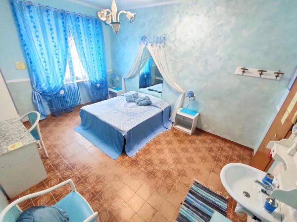 Hotel Serenella : photo 5 de la chambre chambre double ou lits jumeaux avec salle de bains externe