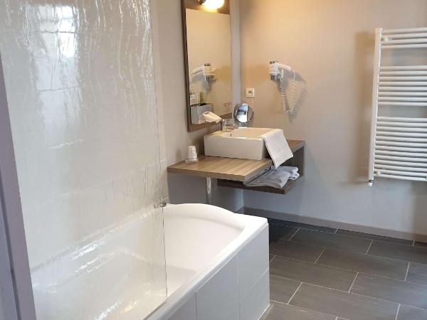 Brit Hotel Spa Le Connetable : photo 1 de la chambre suite plus