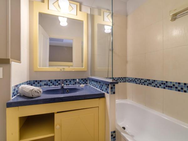 Résidence Pierre & Vacances Heliotel Marine : photo 5 de la chambre studio avec climatisation (2 personnes)