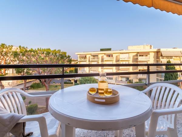 Résidence Pierre & Vacances Heliotel Marine : photo 6 de la chambre studio avec climatisation (2 personnes)