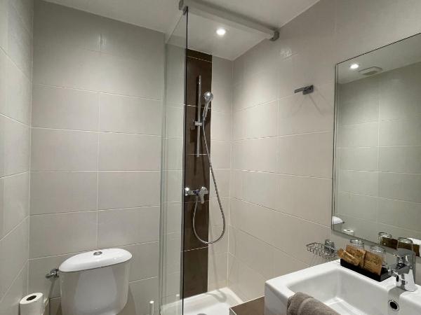 Hôtel Le Maritime : photo 8 de la chambre chambre double standard avec terrasse