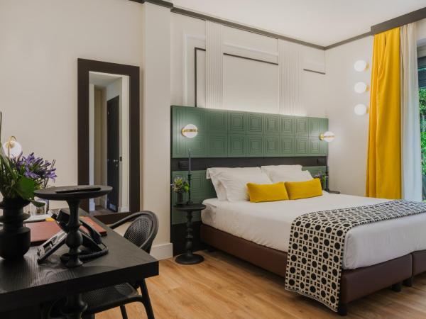 JOIVY Together Florence Urban Resort : photo 7 de la chambre chambre double avec patio