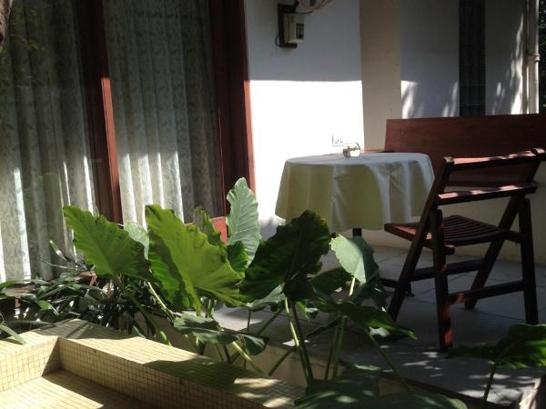 Uteliaa Manor Garden Retreat : photo 3 de la chambre chambre double deluxe