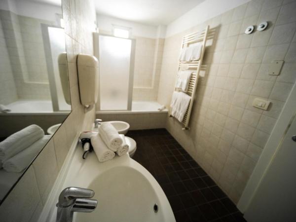 Hotel Trieste : photo 3 de la chambre chambre triple