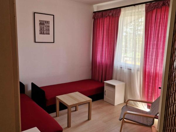Mikes House 53 : photo 1 de la chambre chambre lits jumeaux avec balcon