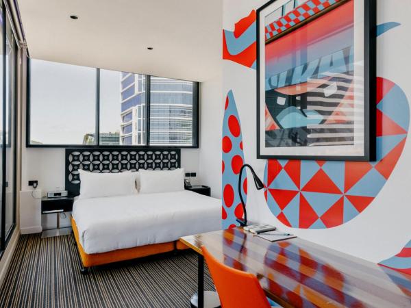 The Constance Fortitude Valley : photo 2 de la chambre hotel king with terrace with free wifi