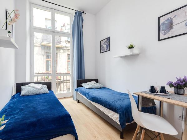 Centrum3a Łódź Próchnika 21 : photo 2 de la chambre chambre deluxe double ou lits jumeaux