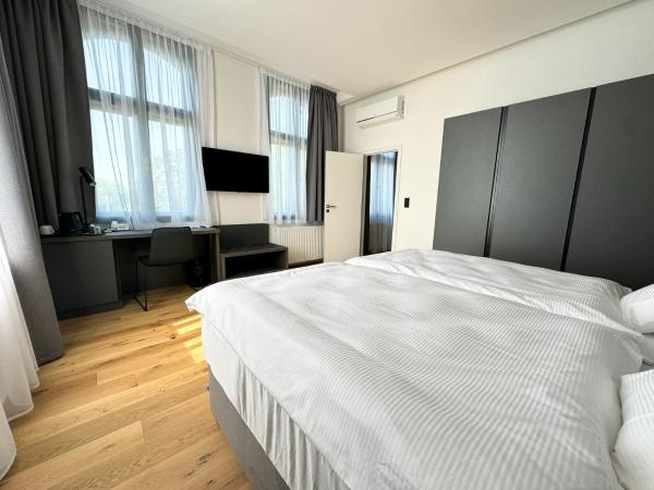 Jan Maria Hotel & Restaurant : photo 9 de la chambre triple room in building b