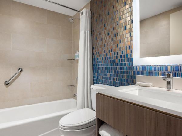 Courtyard by Marriott New York Manhattan/Chelsea : photo 1 de la chambre chambre double avec 2 lits doubles