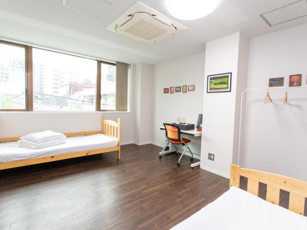 ゲストハウス昴 : photo 5 de la chambre chambre double avec salle de bains commune