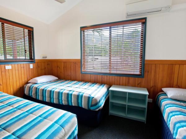 Cairns Crystal Cascades Holiday Park : photo 2 de la chambre superior family villa - cascades