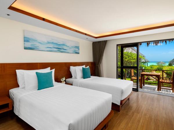 SAii Phi Phi Island Village : photo 3 de la chambre bungalow 2 lits jumeaux deluxe - vue sur mer