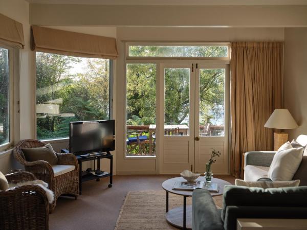The Retreat : photo 4 de la chambre appartement - vue sur lac